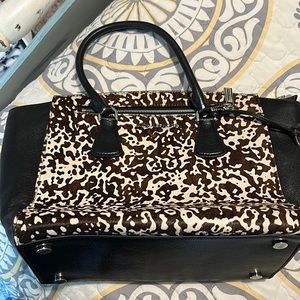 Michael Kors animal print haircalf. Like new condition.